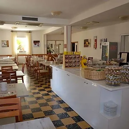 Larenzia Cattolica