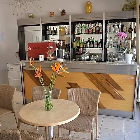 Larenzia 3* Cattolica